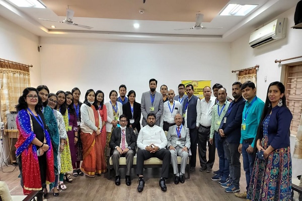 Image Alternative Text.